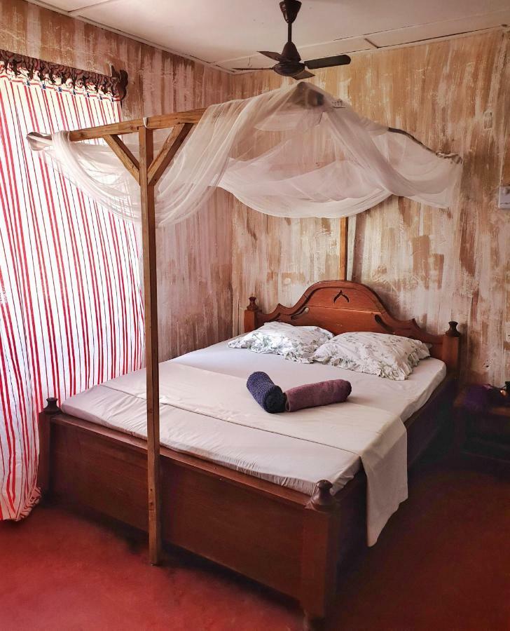 Lounge Bed & Breakfast 3*