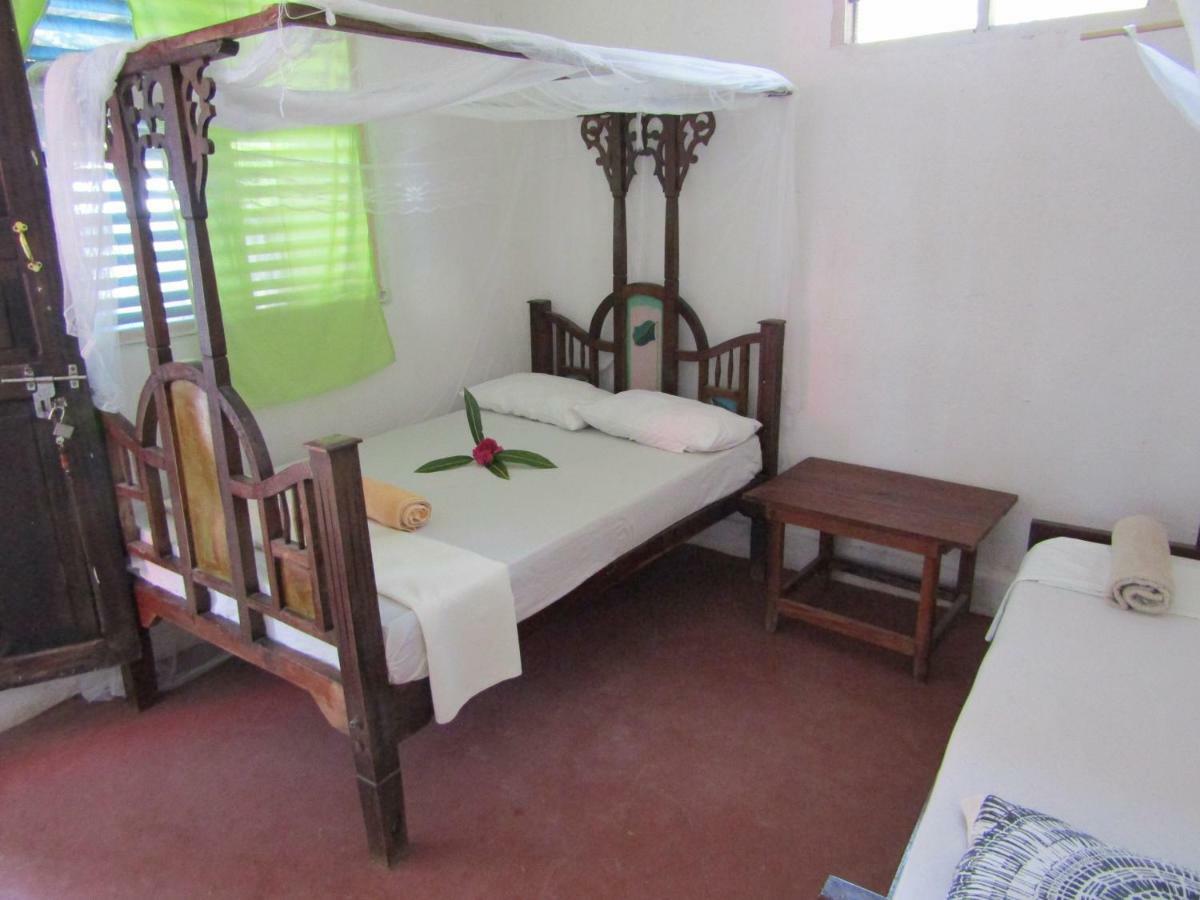 Lounge Bed & Breakfast