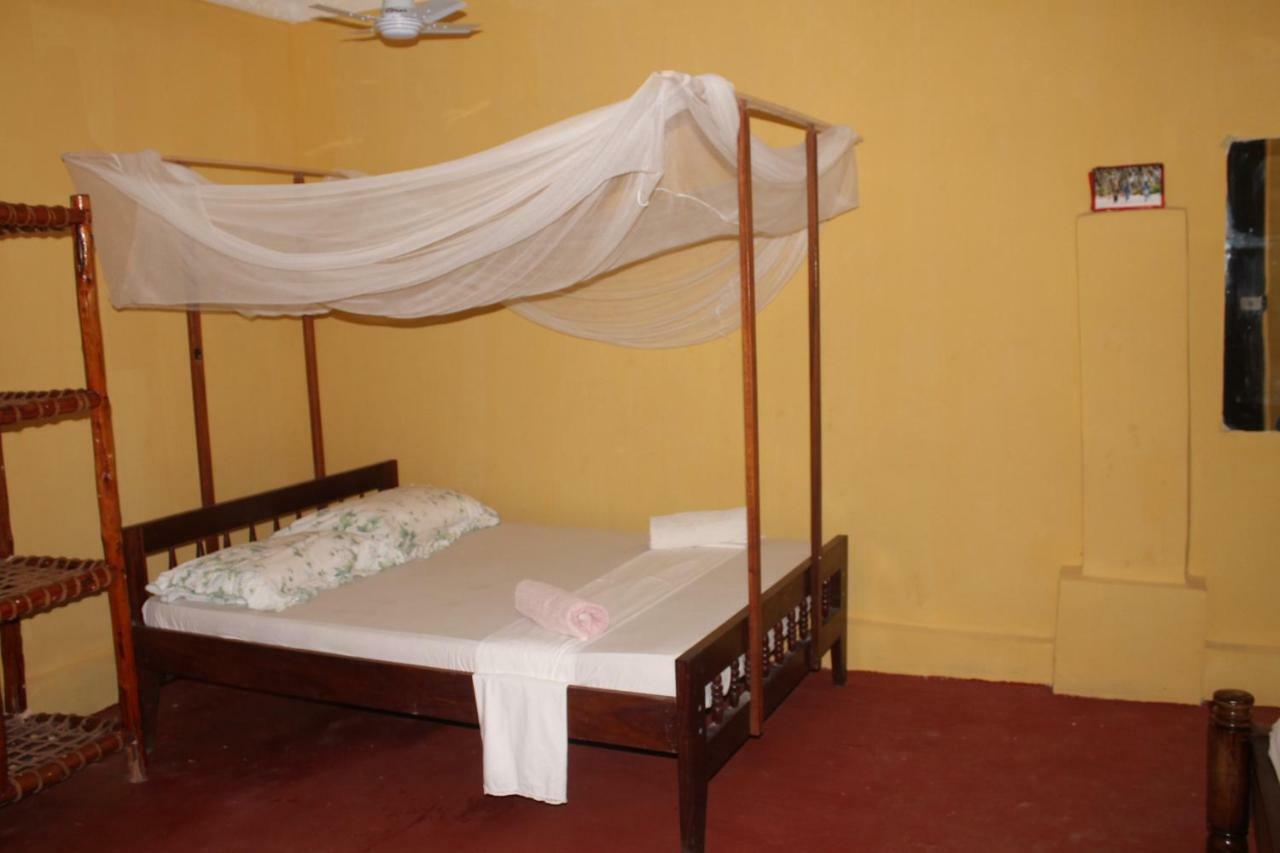 Bed & Breakfast Lounge
