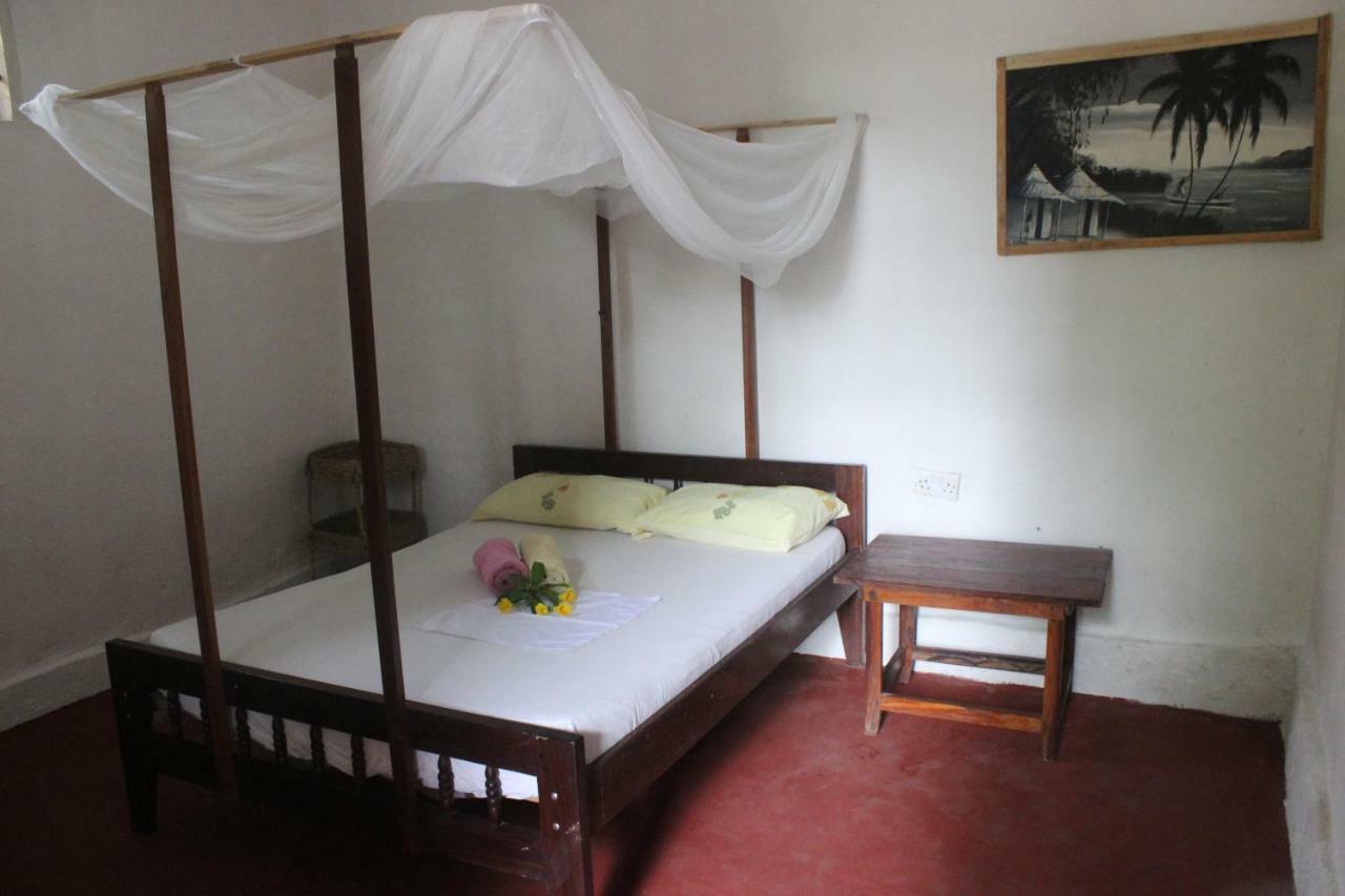 Lounge Bed & Breakfast 3*
