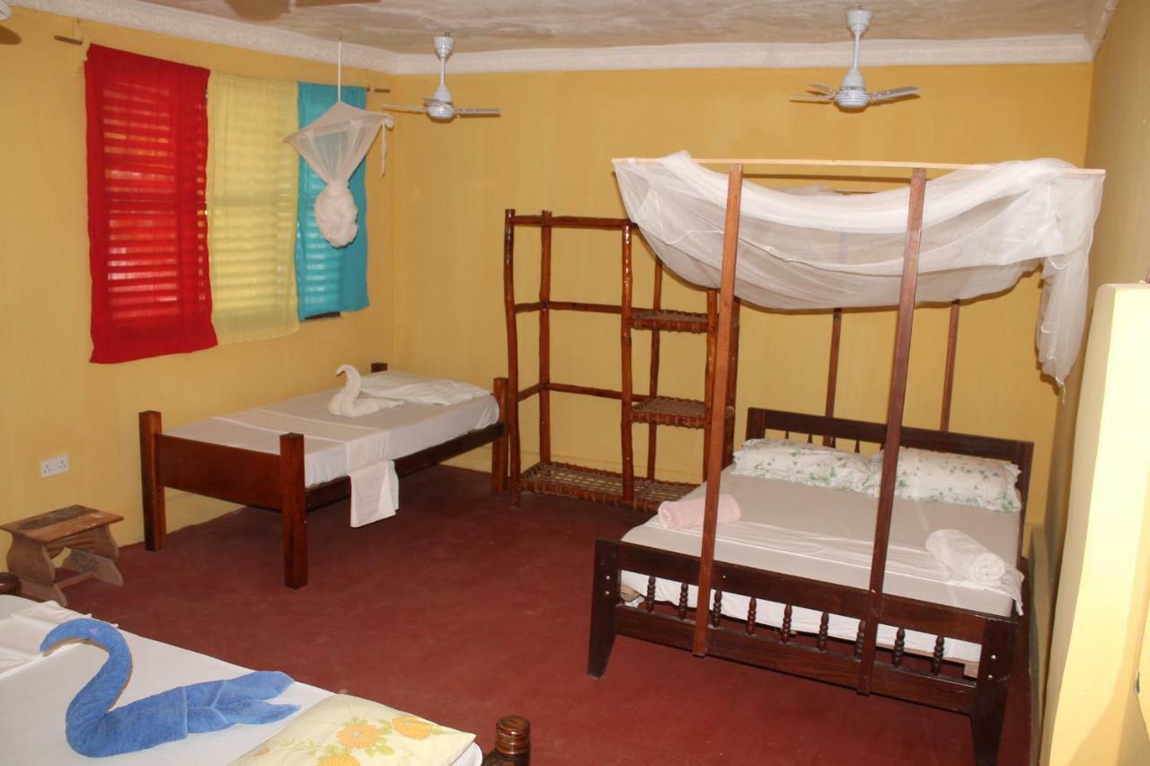 Lounge Bed & Breakfast 3*